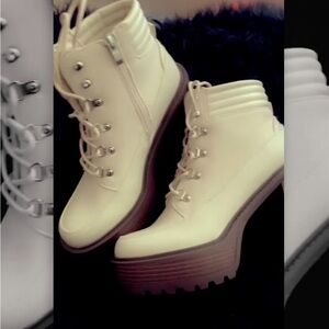 Women platform/high heel shoes